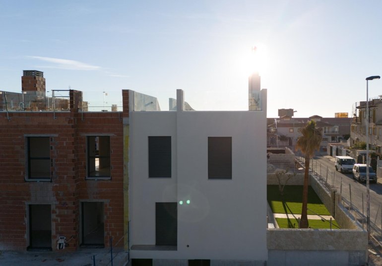 New Build - Bungalow -
Pilar de la Horadada - pueblo