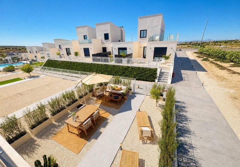 New Build - Town House -
BAÑOS Y MENDIGO - Altaona Golf