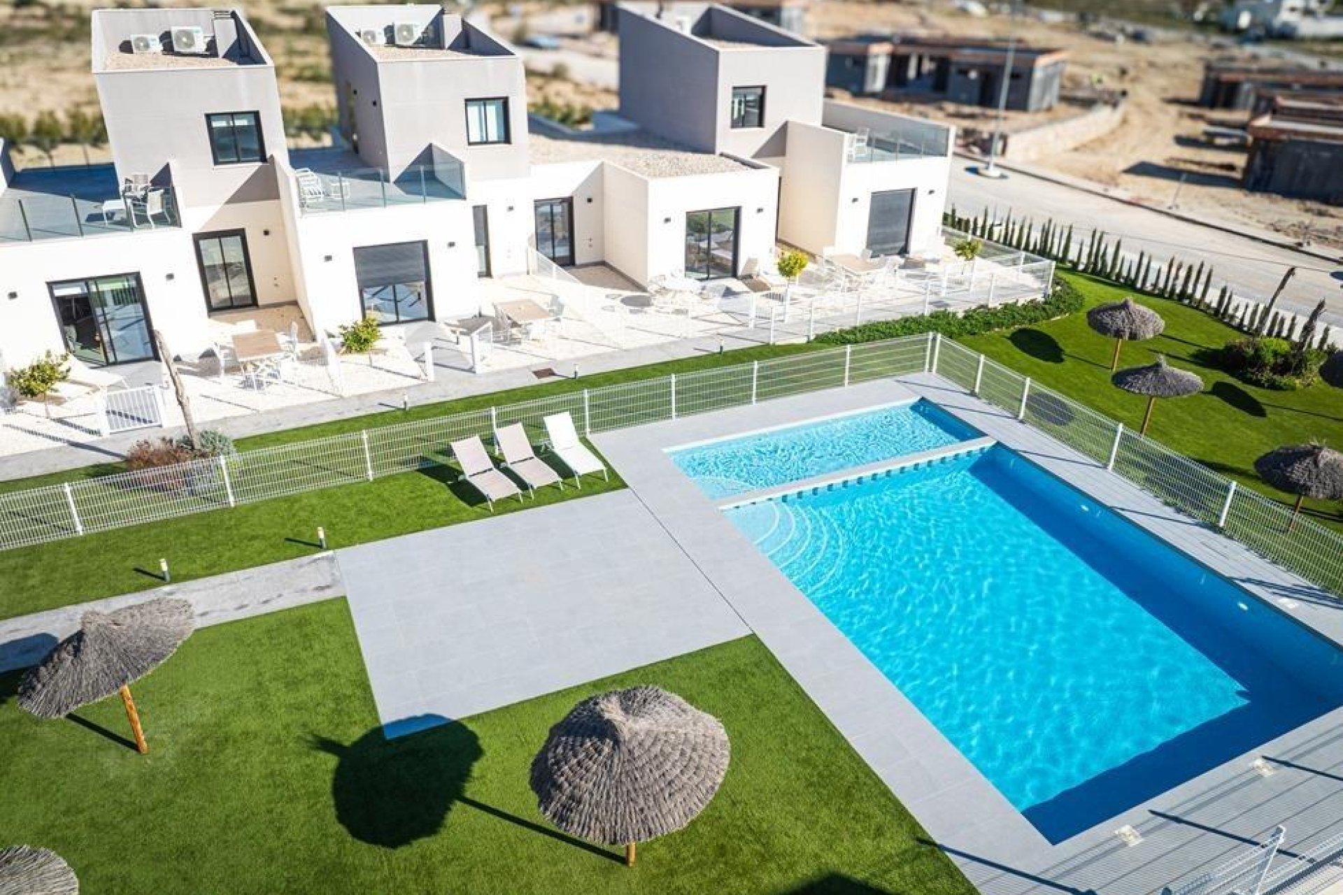 New Build - Town House -
BAÑOS Y MENDIGO - Altaona Golf