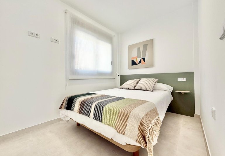 New Build - Town House -
Cox - San Fernando