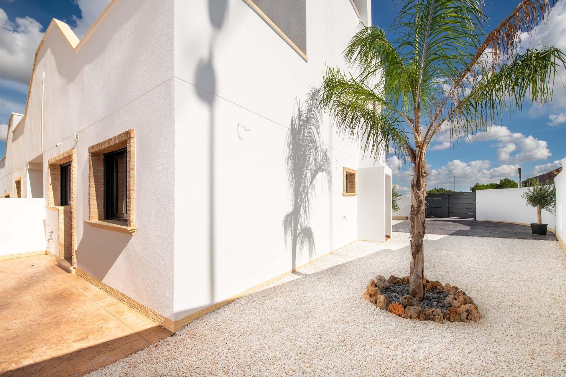 New Build - Town House -
Cox - San Fernando