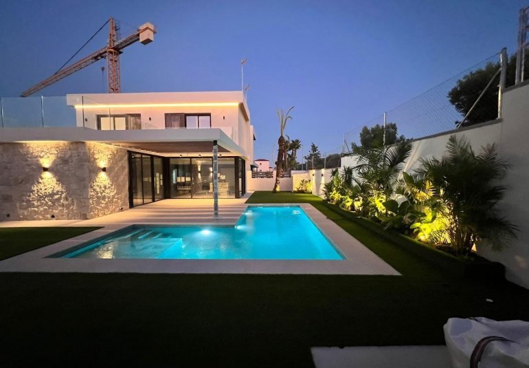 New Build - Town House -
Orihuela Costa - Montezenia