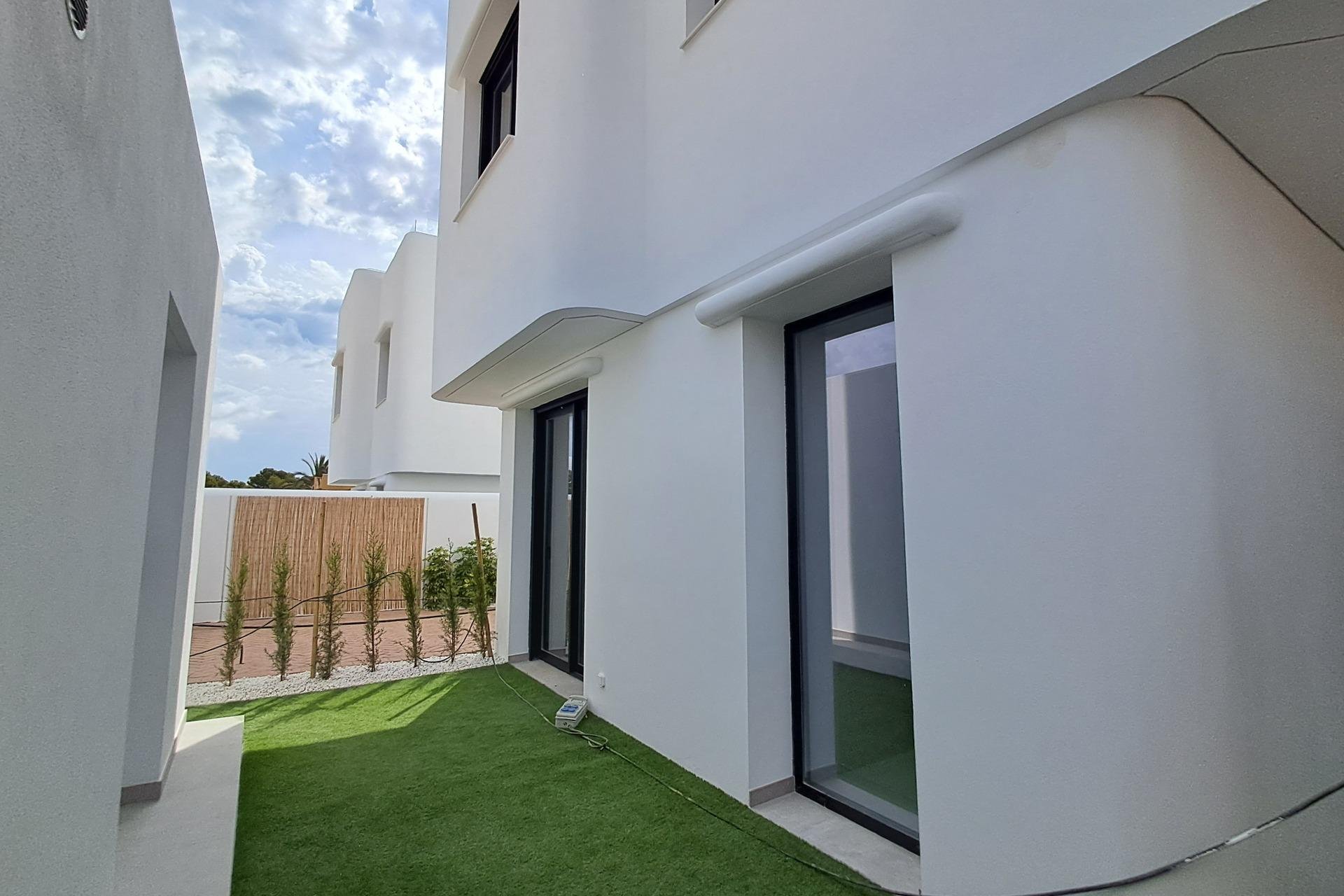 New Build - Villa -
Alfas del Pí - El Albir