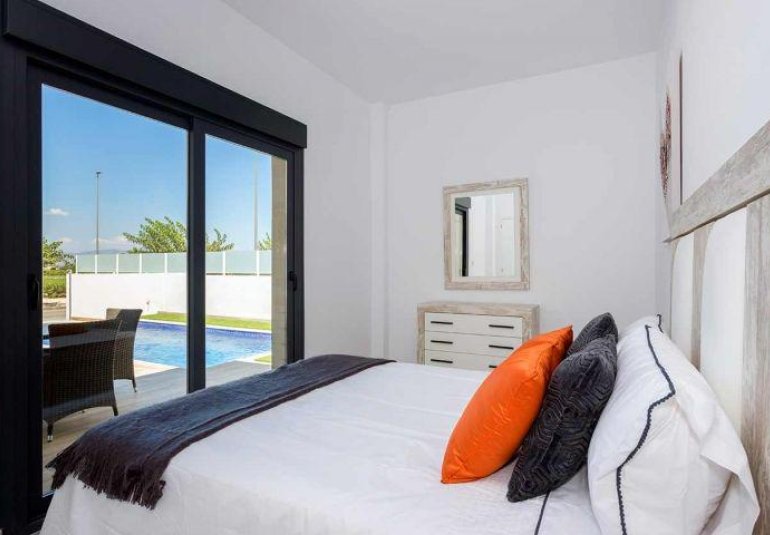 New Build - Villa -
Daya Nueva - Centro
