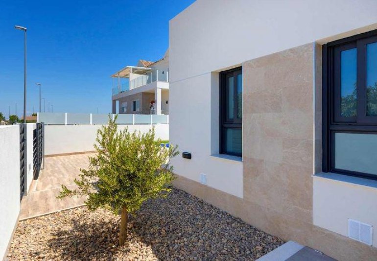 New Build - Villa -
Daya Nueva - Centro