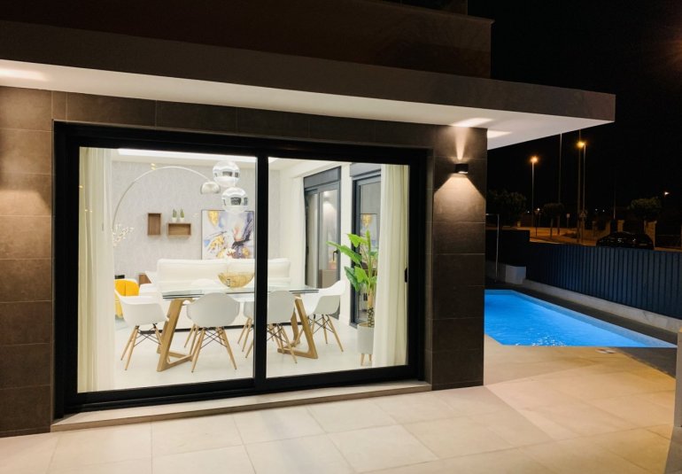 New Build - Villa -
Daya Nueva - pueblo