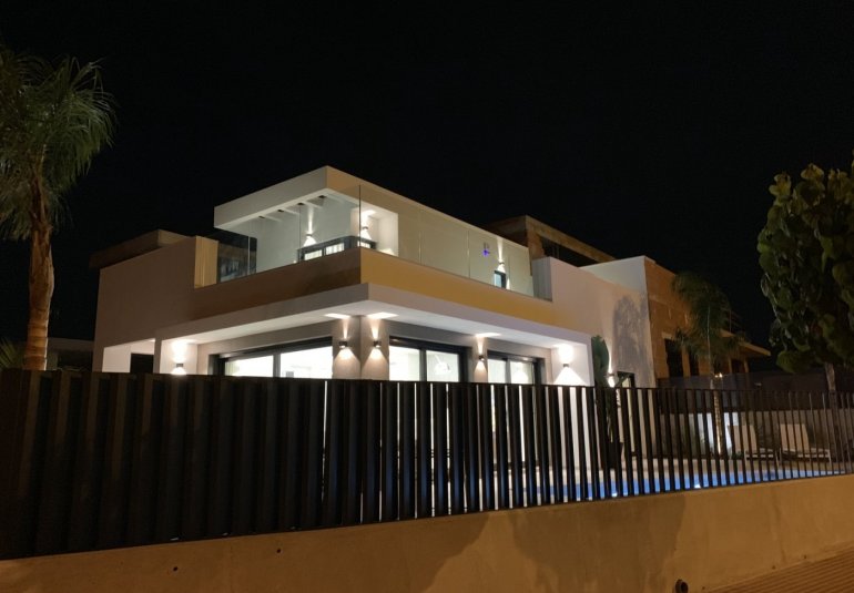 New Build - Villa -
Daya Nueva - pueblo