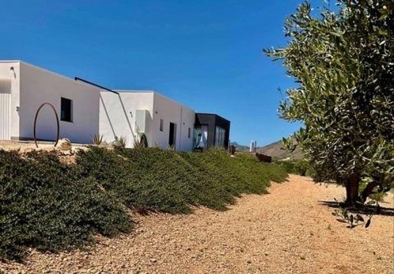 New Build - Villa -
Hondón de las Nieves - La Canalosa