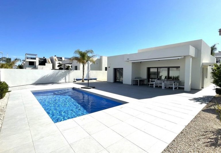 New Build - Villa -
Rafal - polideportivo