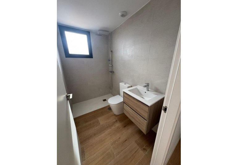 Obra nueva - Ático -
Alicante - Benalua