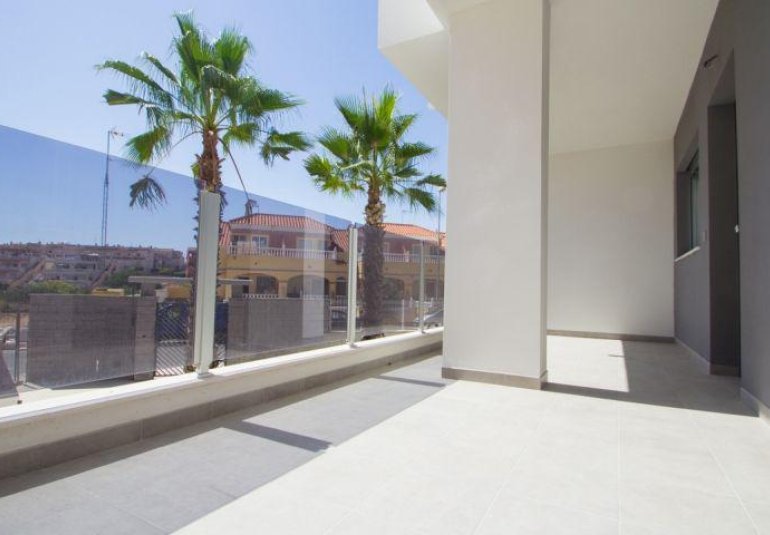Obra nueva - Ático -
Orihuela Costa - Las Filipinas