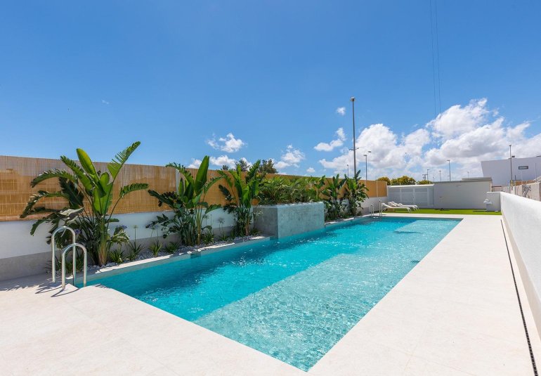 Obra nueva - Bungalow -
Dolores - Sector 3
