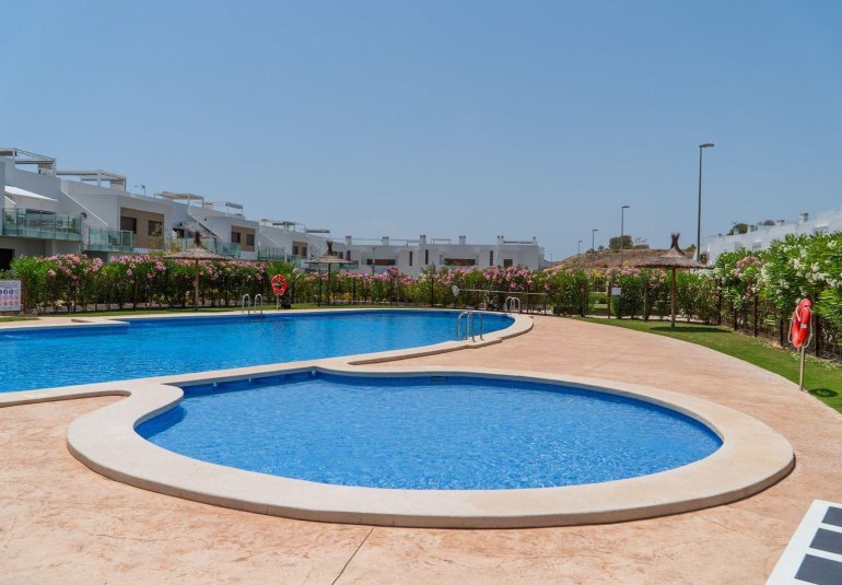 Obra nueva - Bungalow -
Orihuela - Vistabella Golf