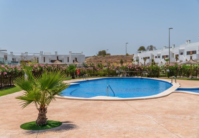 Obra nueva - Bungalow -
Orihuela - Vistabella Golf
