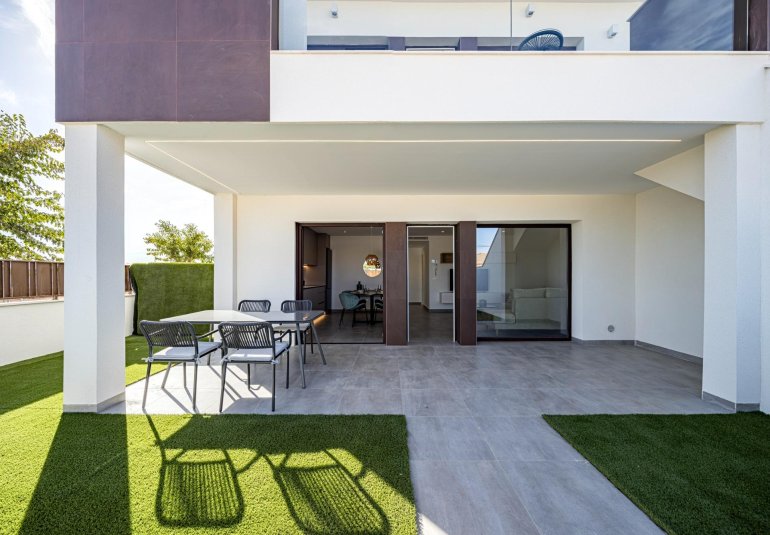 Obra nueva - Bungalow -
Pilar de la Horadada - pueblo