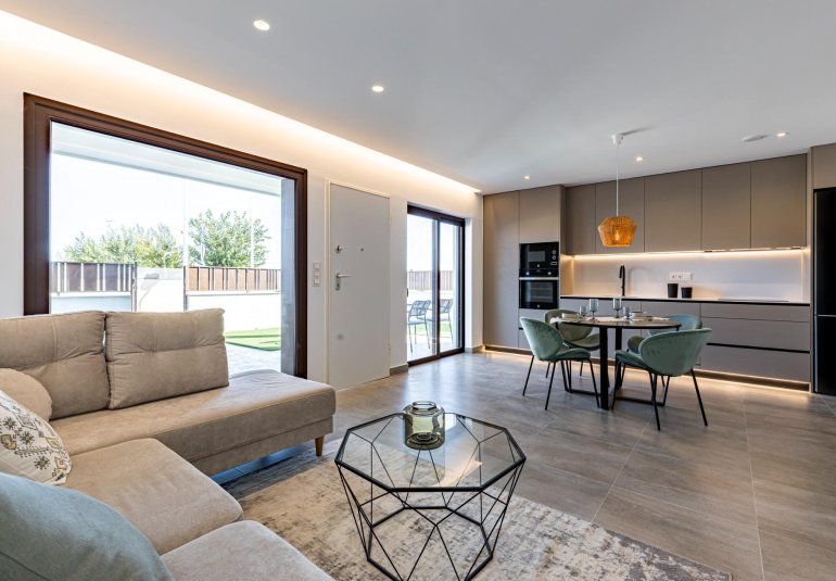 Obra nueva - Bungalow -
Pilar de la Horadada - pueblo