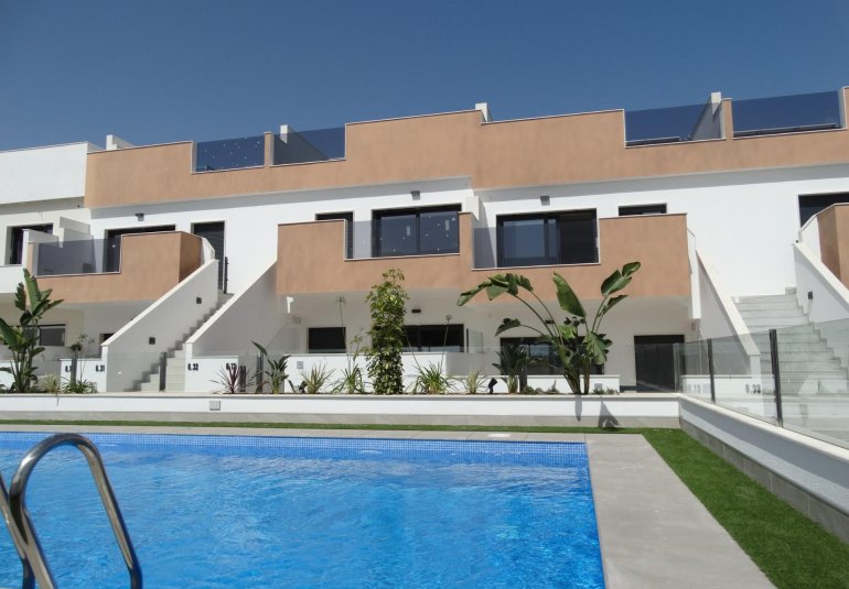 Obra nueva - Bungalow -
Pilar de la Horadada - pueblo