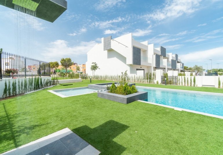 Obra nueva - Bungalow -
Torrevieja - Los Balcones