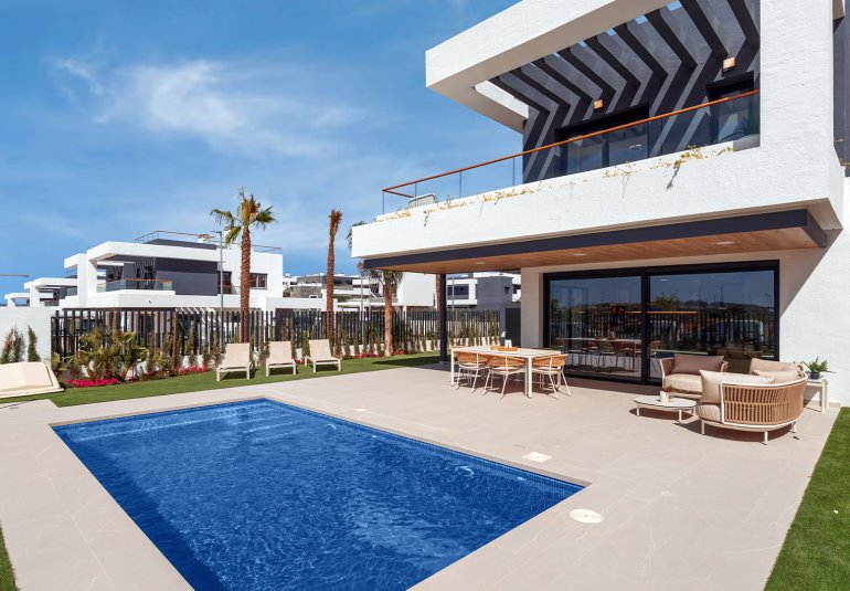 Obra nueva - Bungalow -
Torrevieja - Spain