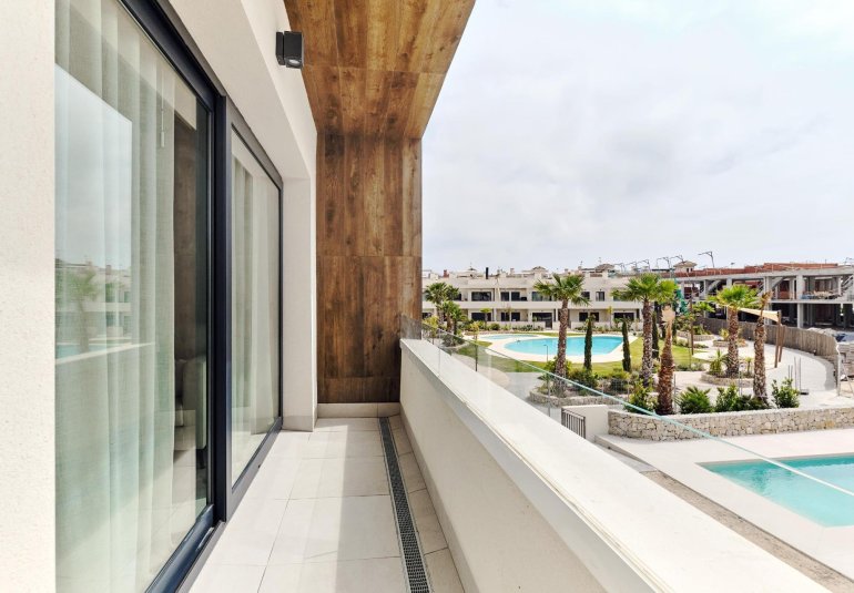 Obra nueva - Bungalow -
Torrevieja - Villa Amalia