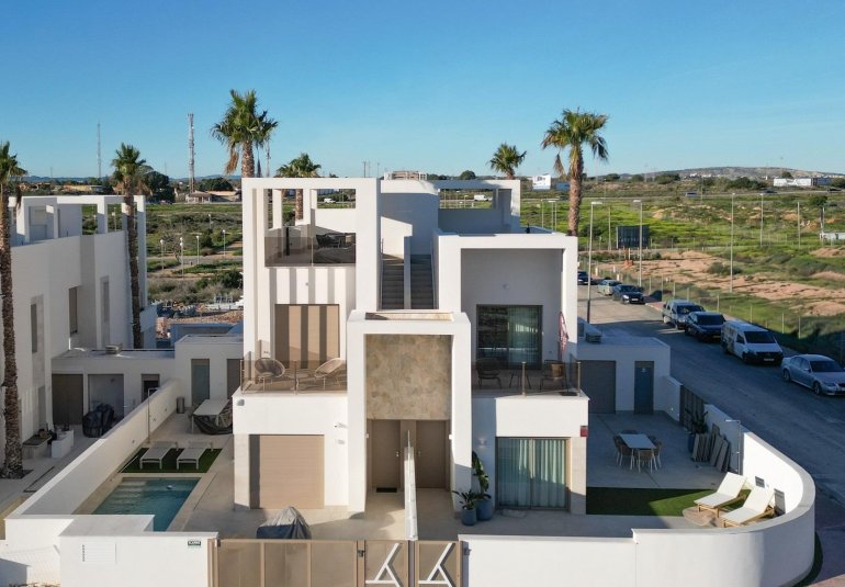Obra nueva - Cuatro -
Los Alcázares - Serena Golf