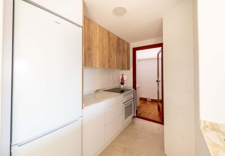 Obra nueva - Piso -
Avileses - pueblo