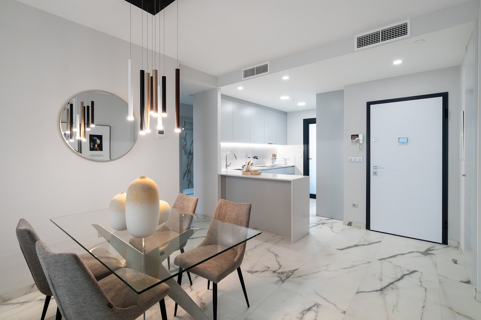 Obra nueva - Piso -
Benidorm - Spain