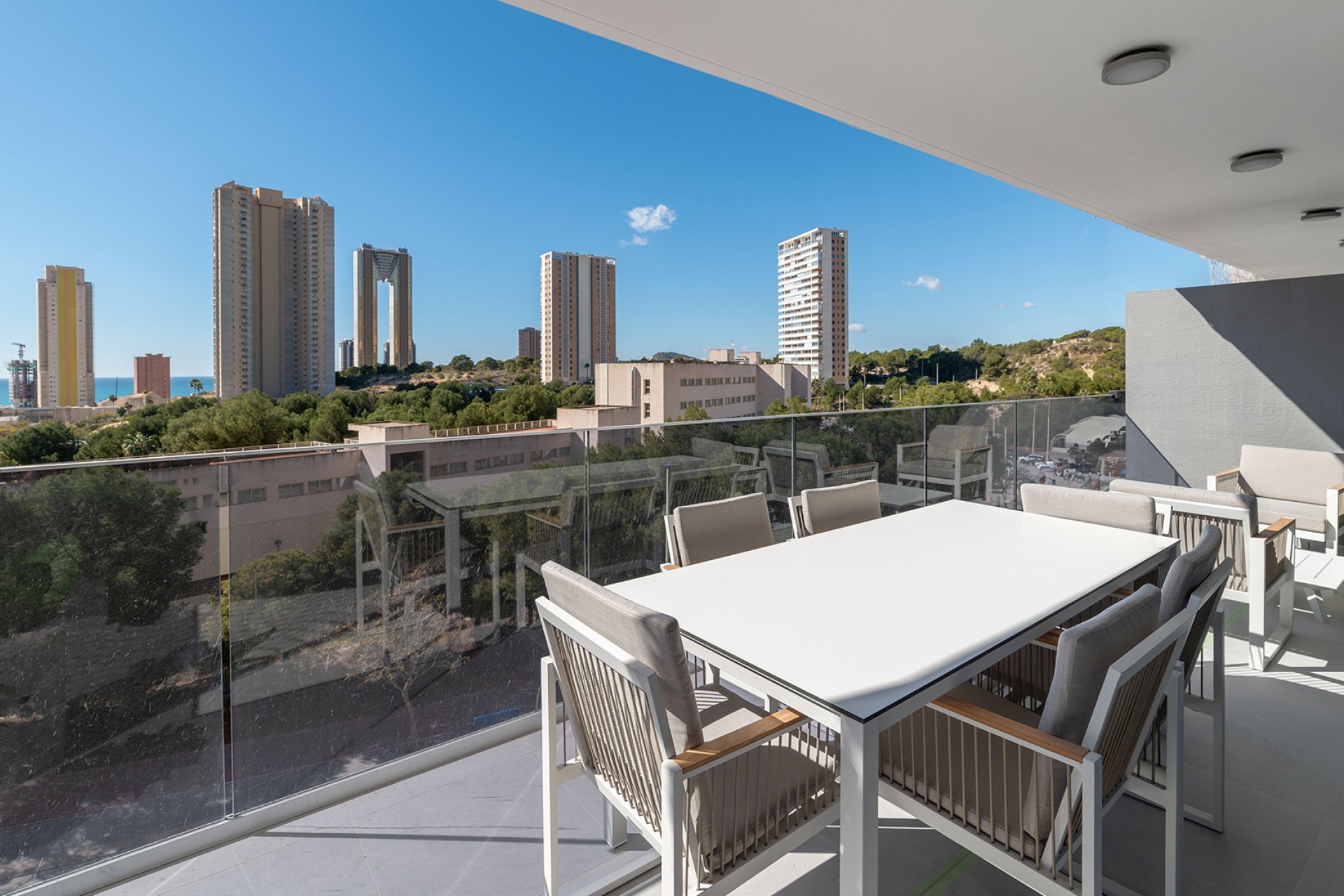 Obra nueva - Piso -
Benidorm - Spain