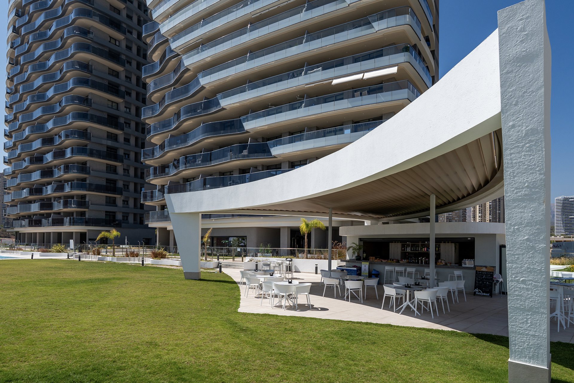Obra nueva - Piso -
Benidorm - Spain