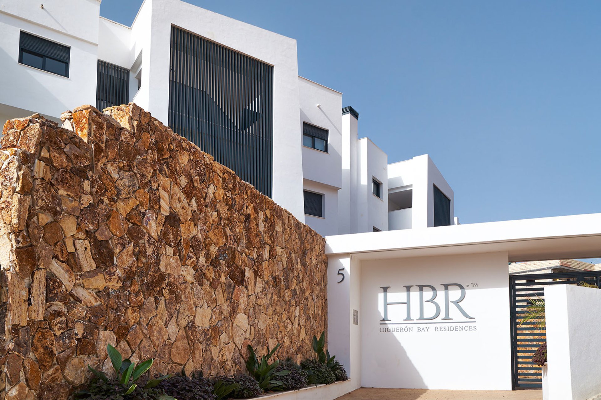 Obra nueva - Piso -
Fuengirola - Spain