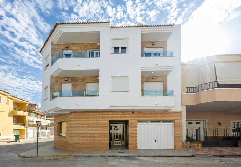 Obra nueva - Piso -
Jacarilla - pueblo