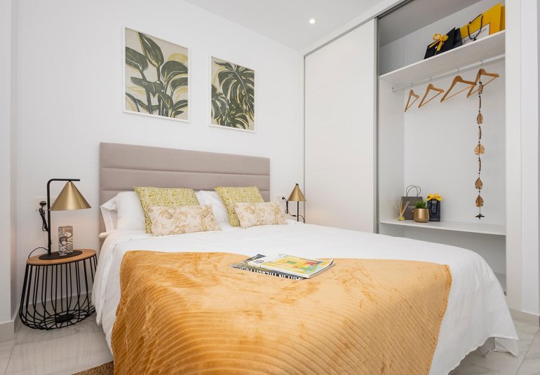 Obra nueva - Piso -
Jacarilla - pueblo