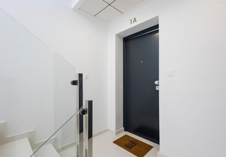 Obra nueva - Piso -
Jacarilla - pueblo
