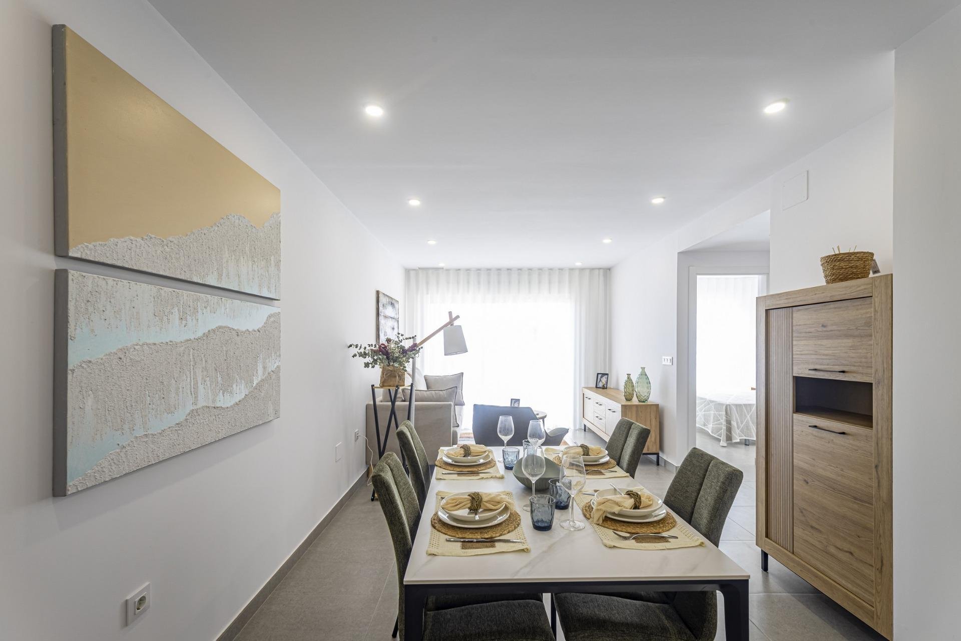 Obra nueva - Piso -
La Manga