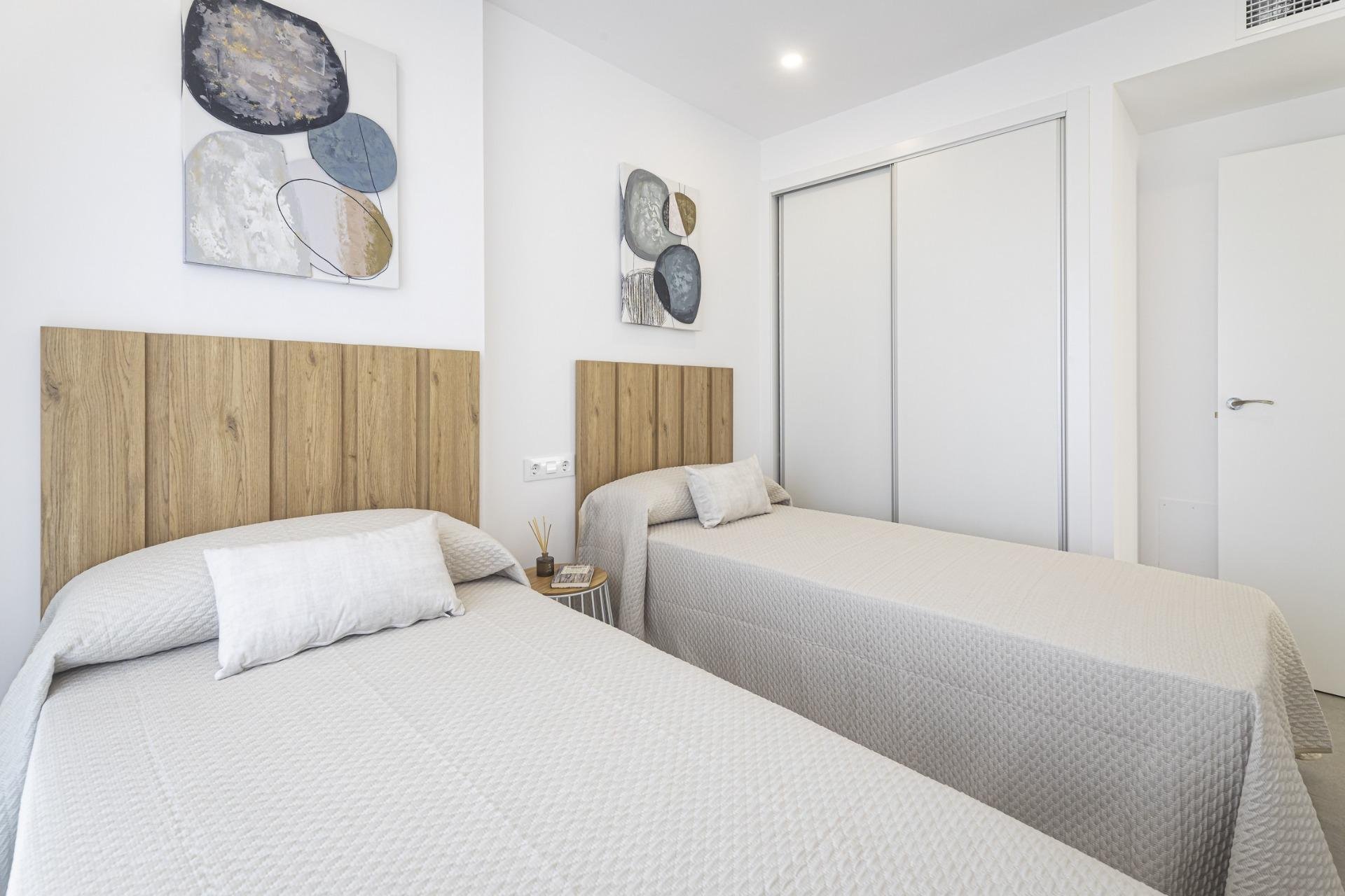 Obra nueva - Piso -
La Manga