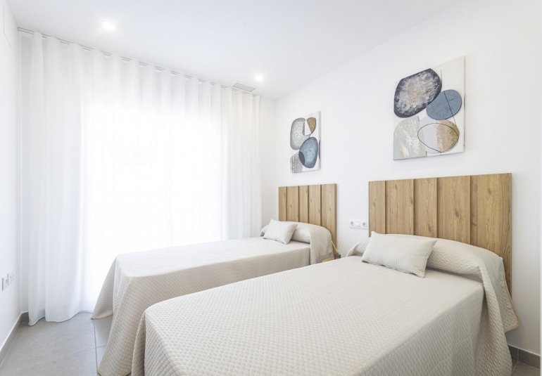 Obra nueva - Piso -
La Manga