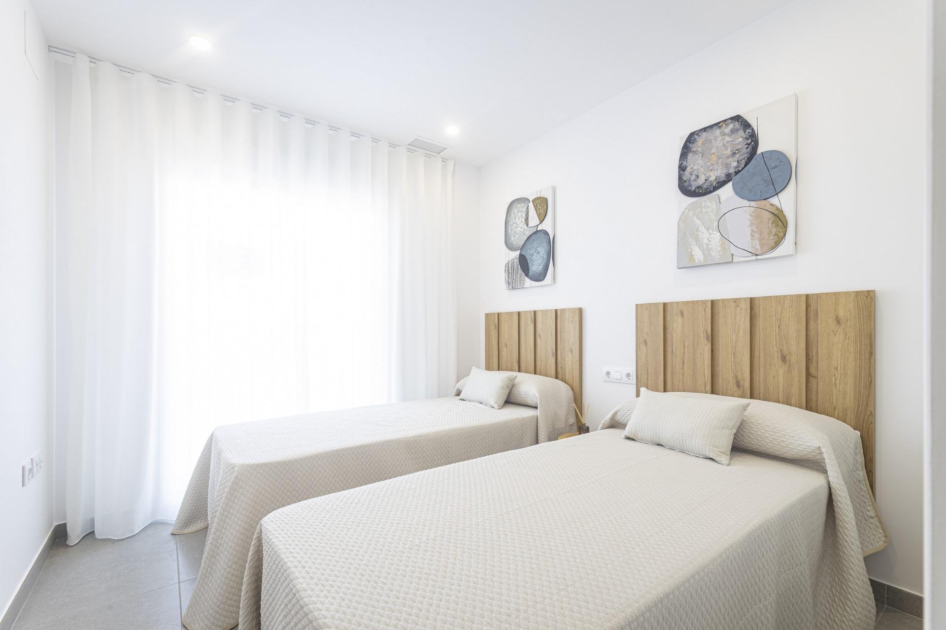 Obra nueva - Piso -
La Manga