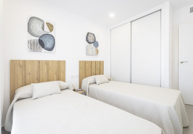 Obra nueva - Piso -
La Manga