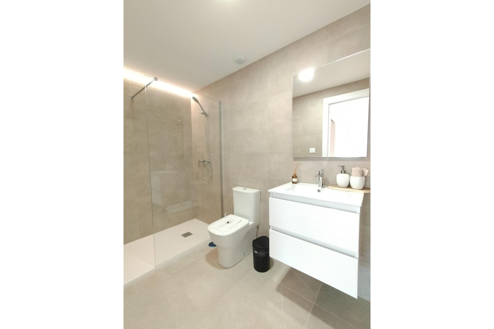 Obra nueva - Piso -
Monforte del Cid - Alenda Golf