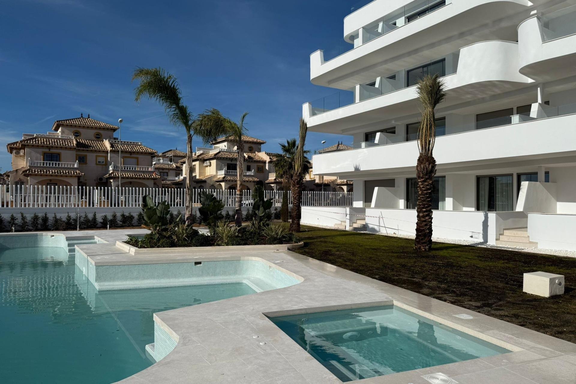 Obra nueva - Piso -
Orihuela Costa - Lomas de Cabo Roig
