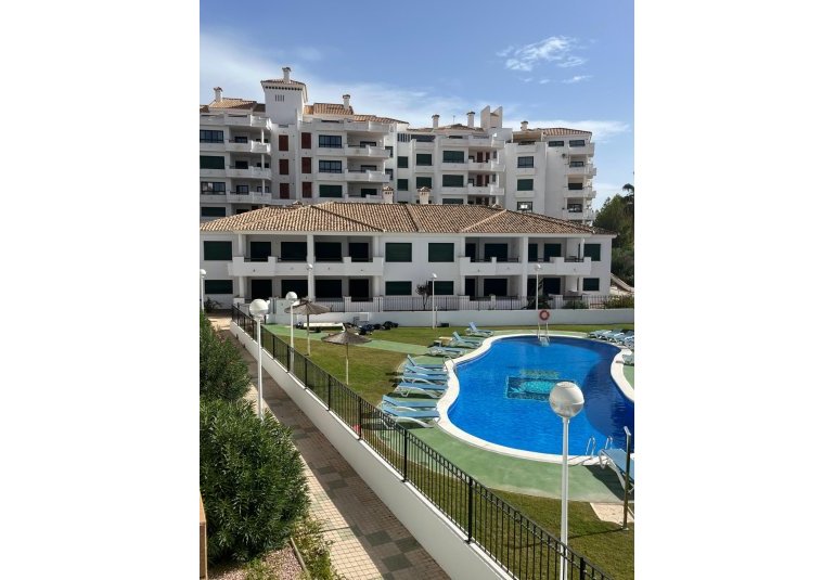 Obra nueva - Piso -
Orihuela Costa - Lomas de Campoamor