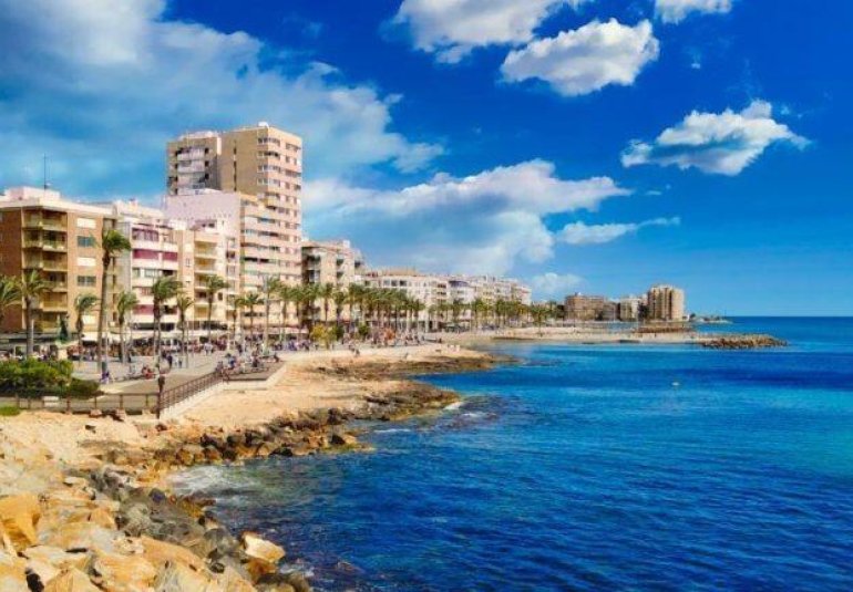 Obra nueva - Piso -
Torrevieja - Playa de El Cura
