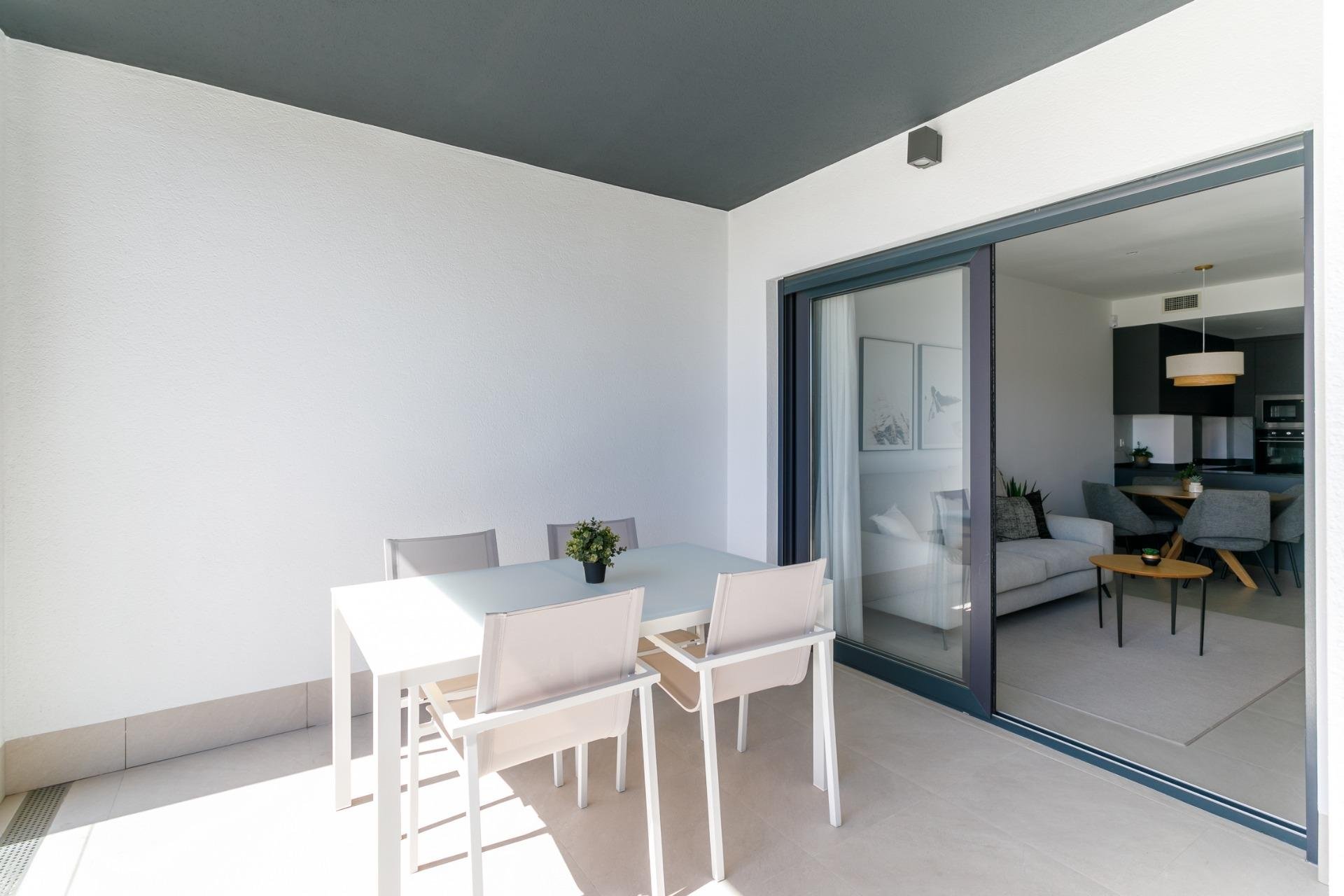 Obra nueva - Piso -
Torrevieja - Torreblanca