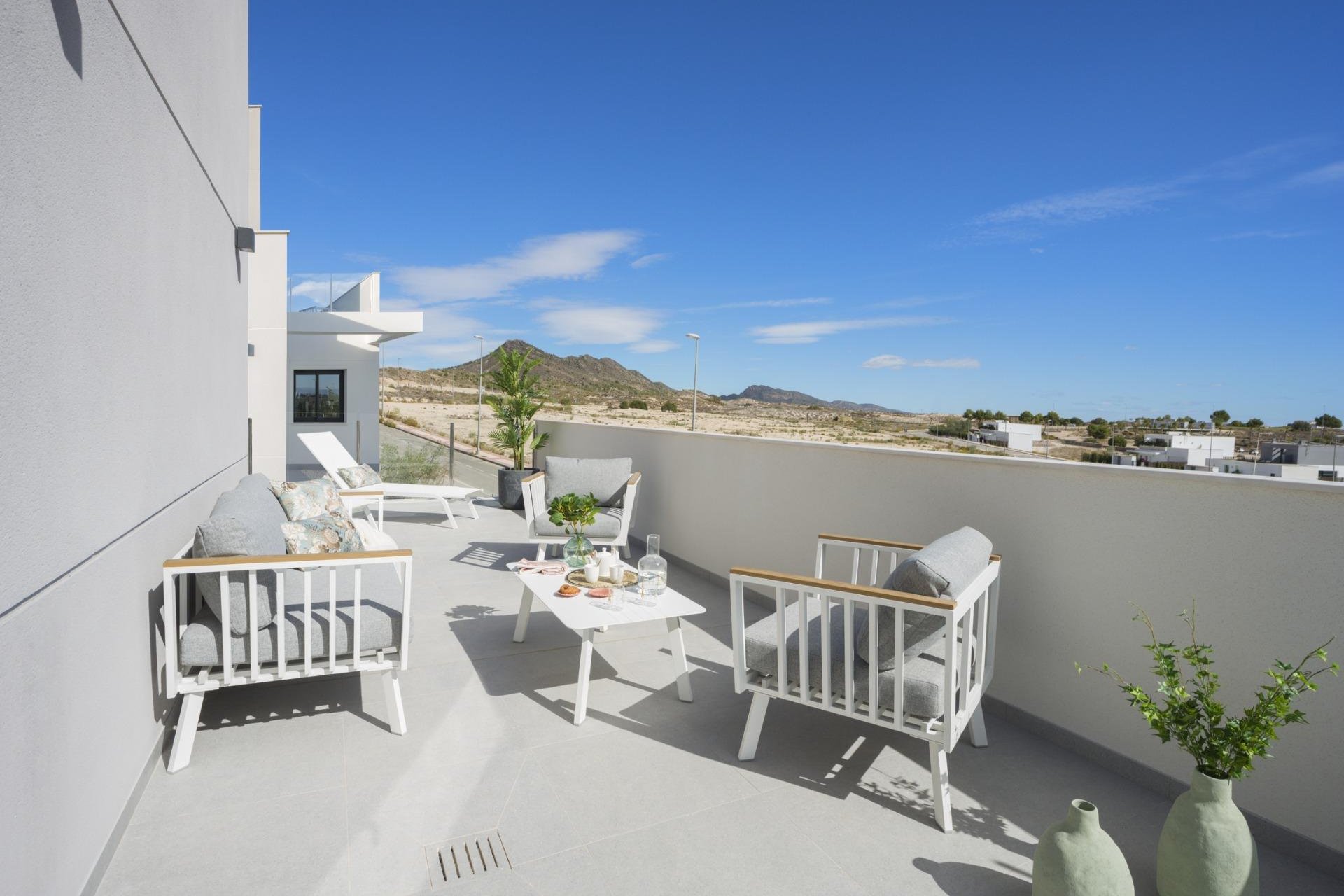 Obra nueva - Town House -
BAÑOS Y MENDIGO - Altaona Golf