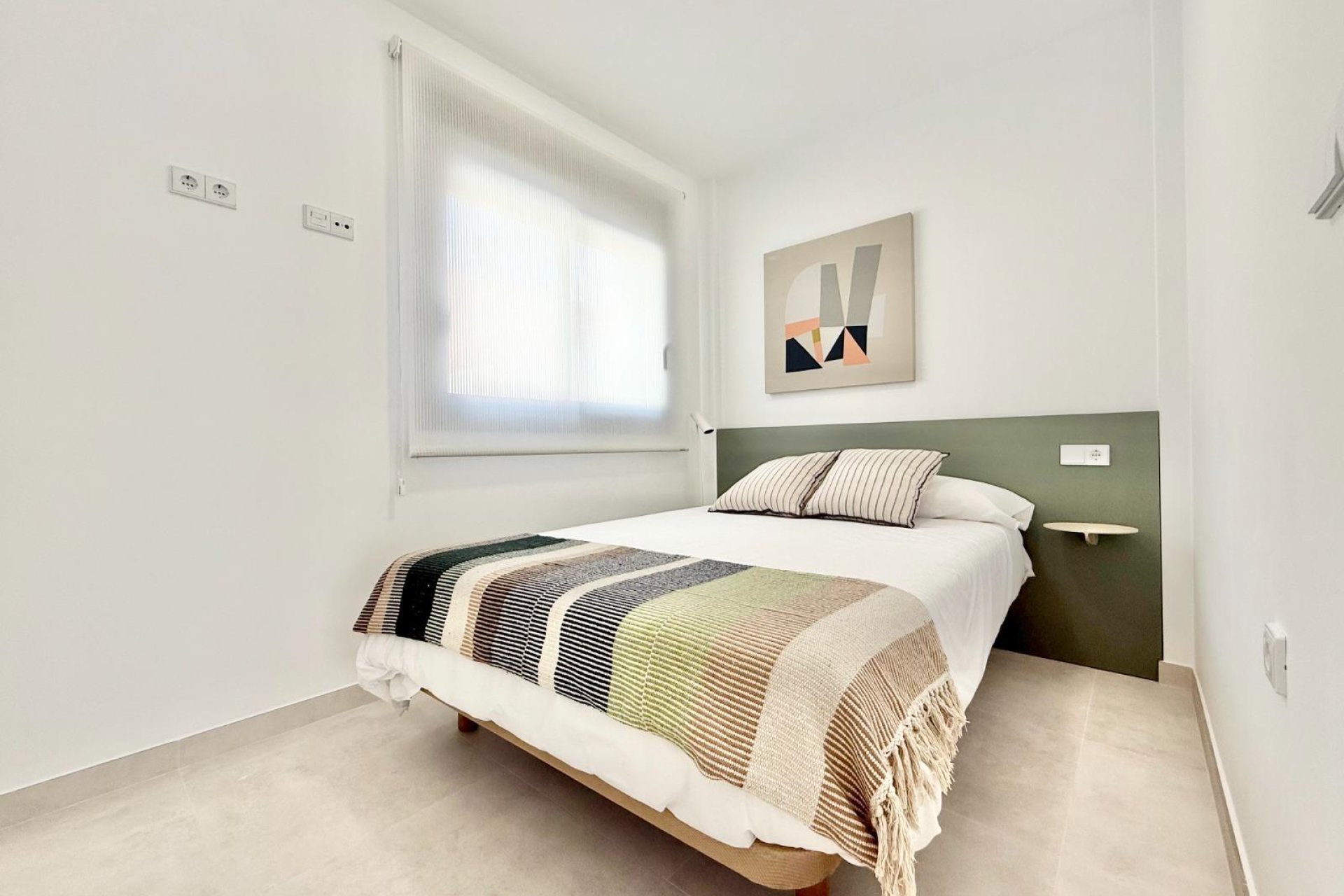 Obra nueva - Town House -
Cox - San Fernando