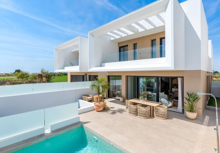 Obra nueva - Town House -
Dolores - Sector 3