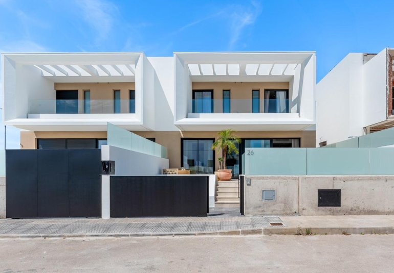 Obra nueva - Town House -
Dolores - Sector 3