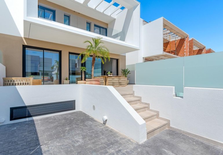 Obra nueva - Town House -
Dolores - Sector 3