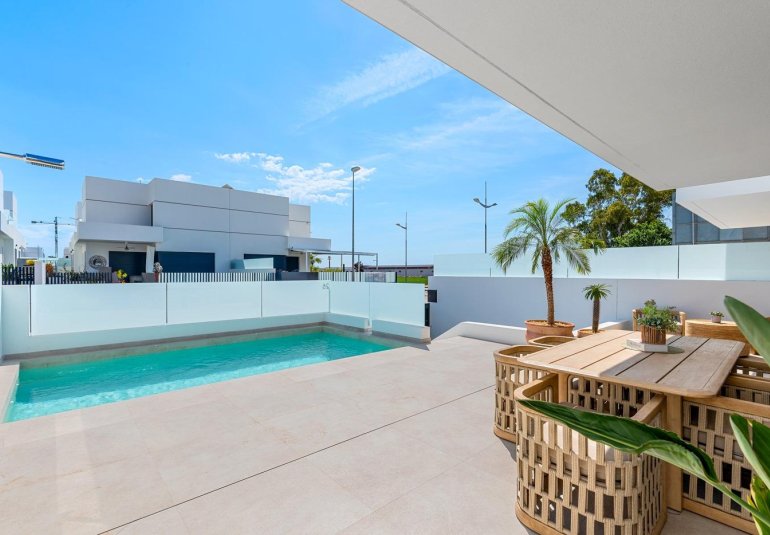 Obra nueva - Town House -
Dolores - Sector 3