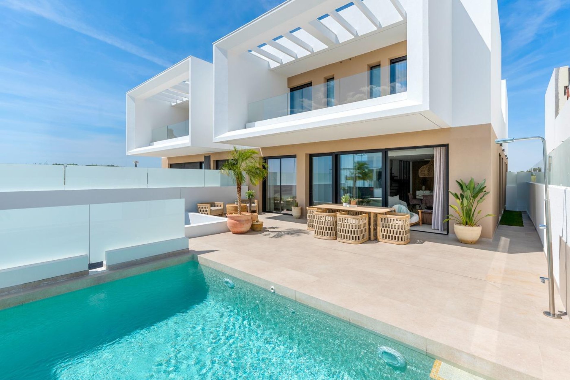 Obra nueva - Town House -
Dolores - Sector 3